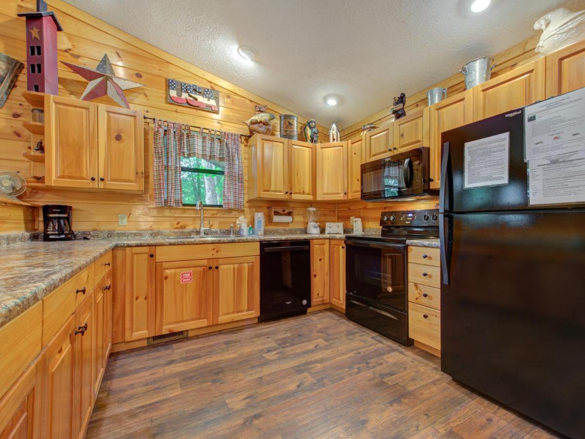 Great Expectations, 3 Bedrooms, Fireplace, Pool Table, Hot Tub, Sleeps 10 Gatlinburg Exterior photo